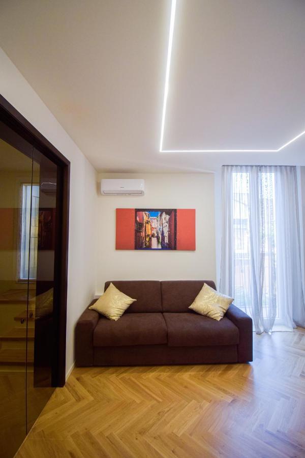 Sibilla Suite Apartment - Via Piella 14 Μπολόνια Εξωτερικό φωτογραφία