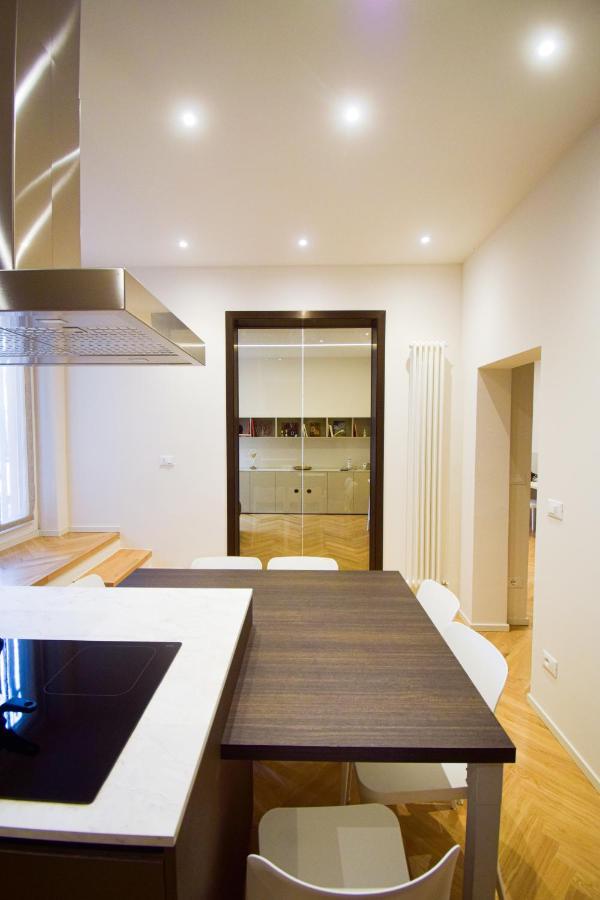 Sibilla Suite Apartment - Via Piella 14 Μπολόνια Εξωτερικό φωτογραφία